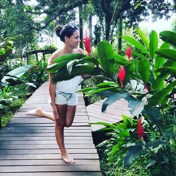 Meet your Posher, Meredith - Picture 4 of 7